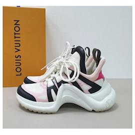 Louis Vuitton-Sneakers Louis Vuitton en cuir de veau et nylon technique LV Archlight Rose Clair-Multicolore