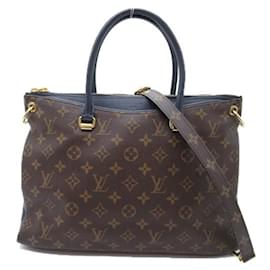 Louis Vuitton-Louis Vuitton Monogram Pallas MM  Canvas Crossbody Bag M44042 in Great Condition-Other