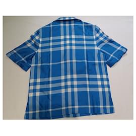 Burberry-Camisa Burberry Tierney em seda, cor "Vivid Blue"-Azul claro