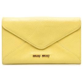 Miu Miu-Portefeuille long à rabat enveloppe jaune Miu Miu-Jaune