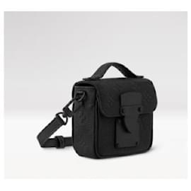 Louis Vuitton-LV Pico S-Lock handbag-Black