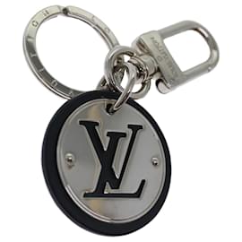 Louis Vuitton-Porta-chaves circular LOUIS VUITTON LV metal prateado M67362 LV Auth ac2789-Prata