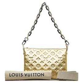 Louis Vuitton-Monograma Coussin PM em relevo-Dourado