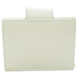 Gucci-GG Marmont Geldbörse mit Kette-Weiß