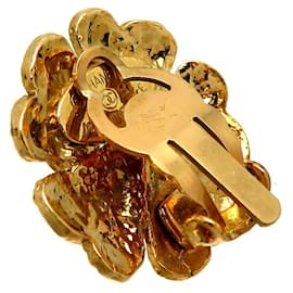 Chanel-Clipe de camélia no brinco-Dourado