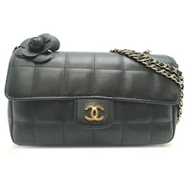 Chanel-Bolsa extra mini quadrada com aba para colcha-Preto
