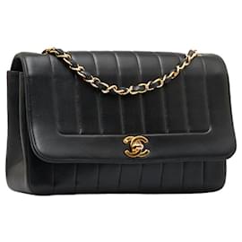 Chanel-Sac porté épaule à rabat à bordure verticale Mademoiselle-Noir