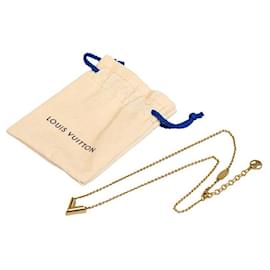 Louis Vuitton-Essential V Necklace-Golden