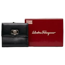 Salvatore Ferragamo-Gancini Leather Trifold Wallet-Black
