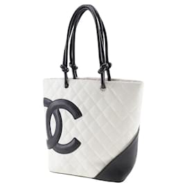 Chanel-Borsa tote in pelle trapuntata Cambon-Bianco