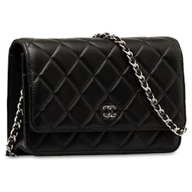 Chanel-Bolsa de couro acolchoado CC com aba única-Preto