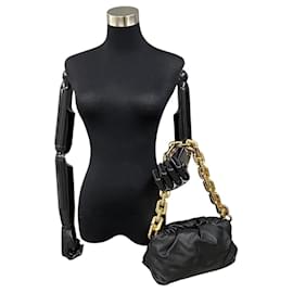 Bottega Veneta-The Chain Pouch Bag-Black