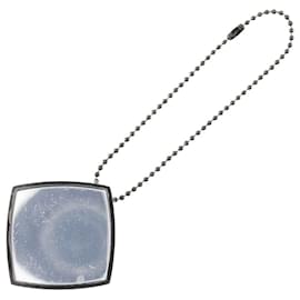 Chanel-Amuleto de Espelho CC-Preto