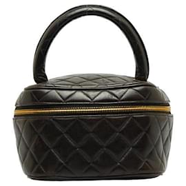 Chanel-Quilted CC Vanity Case-Black