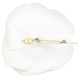 Chanel-broche de flor de camélia-Branco