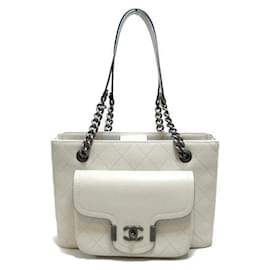 Chanel-Bolsa Archi Chic de couro acolchoado CC-Branco