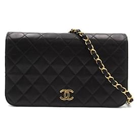 Chanel-Bolso CC de piel acolchada con solapa completa-Negro