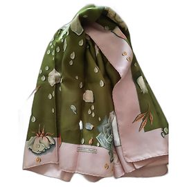 Hermès "La Rosée" Multicolor