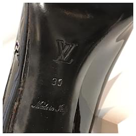 Louis Vuitton-LOUIS VUITTON Tacones T.UE 39 Charol-Negro