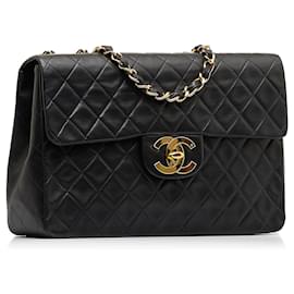 Chanel-Bolso de hombro Chanel Maxi Classic de piel de cordero con solapa única negro-Negro
