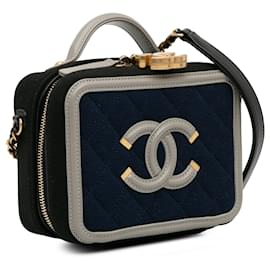 Chanel-Cartable bleu Chanel Small Jersey CC Filigree Vanity Case-Bleu
