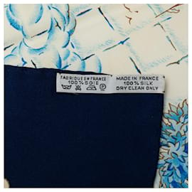Hermès-Hermès Bufanda de seda azul Azulejos-Negro,Azul