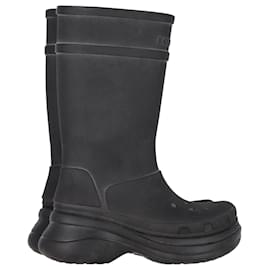 Balenciaga-Balenciaga Crocs™ Boot in Black Rubber-Black