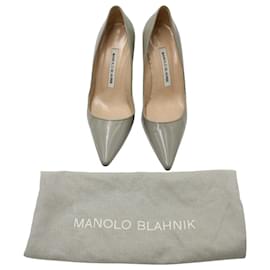 Manolo Blahnik-Manolo Blahnik Pointed Pumps in Grey Leather-Grey
