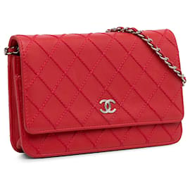 Chanel-Portefeuille Chanel Red CC Lambskin Wild Stitch sur chaîne-Rouge