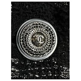 Chanel-Chaqueta de tweed negra con botones de CC por 9,000 dólares.-Negro