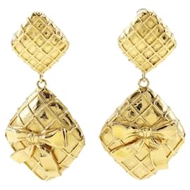 Chanel-Chanel quilted-Golden