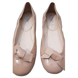 Prada-Ballet flats in pink beige powder patent leather-Peach