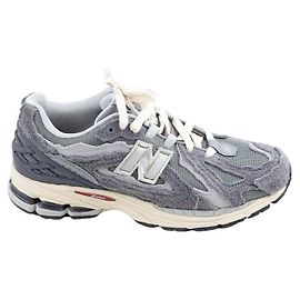 New Balance Sneaker Grau Grau