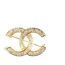 Chanel-CHANEL Alfinetes e broches CC-Dourado