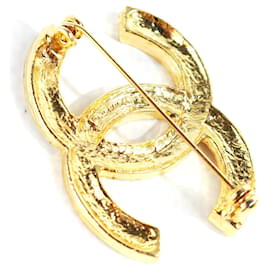 Chanel-CHANEL Pins & brooches CC-Golden