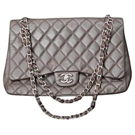 Chantal Thomass-Chanel Brown Quilted Leather Jumbo Classic Single Flap Bag-Brown