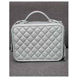Chanel-Chanel Filigree Vanity Case Quilted Caviar Gold-tone Bag-Silvery
