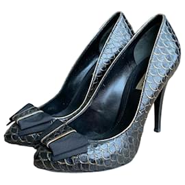 Dolce & Gabbana-Zapatos de tacón-Negro