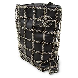 Chanel-Bolsa de compras Chanel preta CC em pele de cordeiro com corrente-Preto