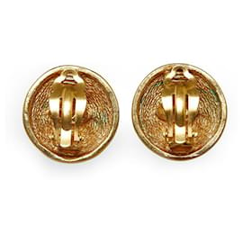 Chanel-CC Quilted Clip On Earrings-Golden