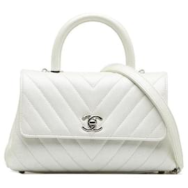 Chanel-CC Chevron Caviar Handtasche-Weiß