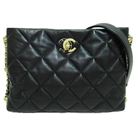 Chanel-CC Quilted Leather Chain Crossbody Bag-Black