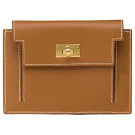 Hermès-HERMES Kelly Pocket Accessory in Golden Leather - 101796-Golden