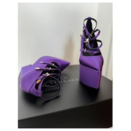 Versace-Sapato de salto alto tempestade-Roxo escuro