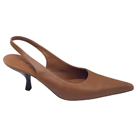 Autre Marque-Zapatos de tacón destalonados de cuero con punta en punta color canela de The Row-Camello