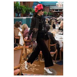 Chanel-Novo Casaco de Tweed com Fita Cosmopolita de Paris-Multicor