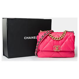 Chanel-Bolsa CHANEL Chanel 19 em Couro Rosa - 101808-Rosa