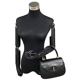 Gucci-Gucci Leather Turnlock Top Handle Bag Sac à main en cuir en bon état-Autre