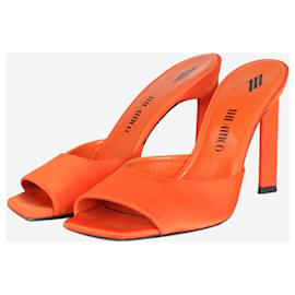 Attico-Orangefarbene Sandaletten aus Satin mit Absatz - Größe EU 39-Orange