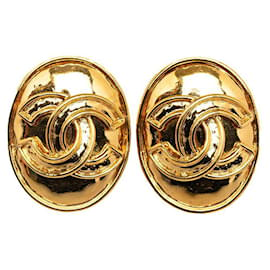 Chanel-Chanel CC Oval Clip On Brincos Brincos de metal em bom estado-Outro